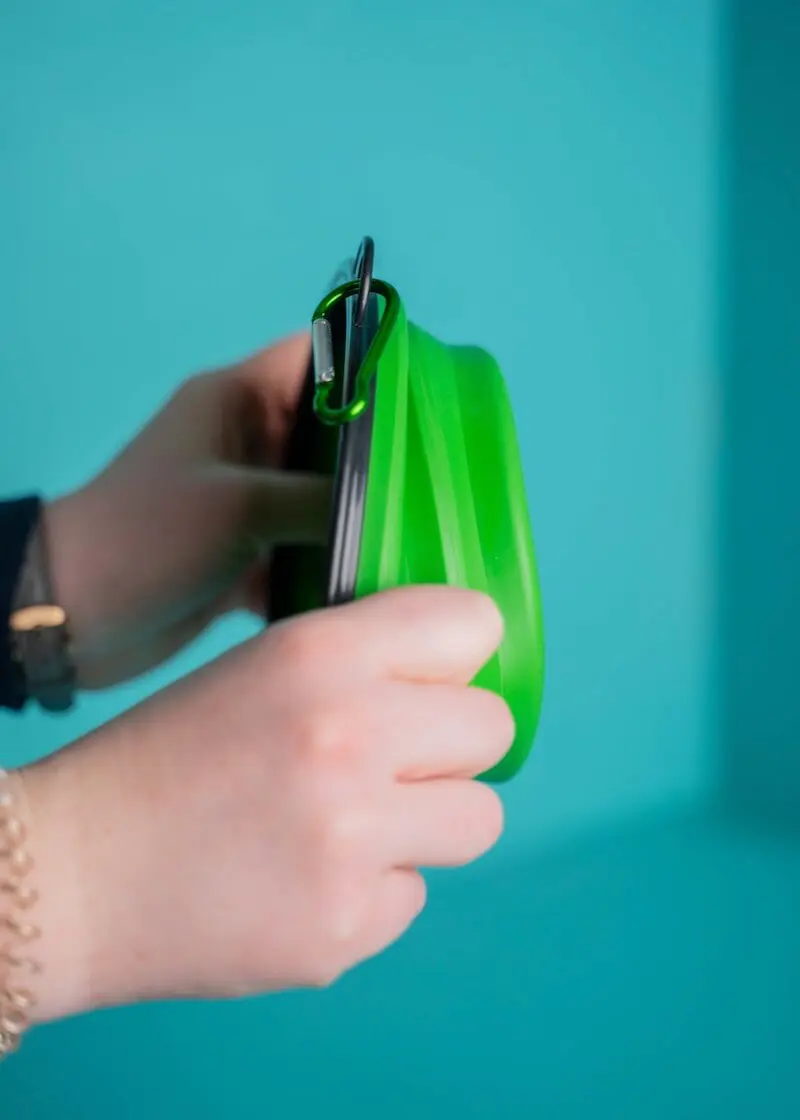 greenhero_faltbarer_hundenapf_04 Faltbarer Hundenapf | perfekt für unterwegs