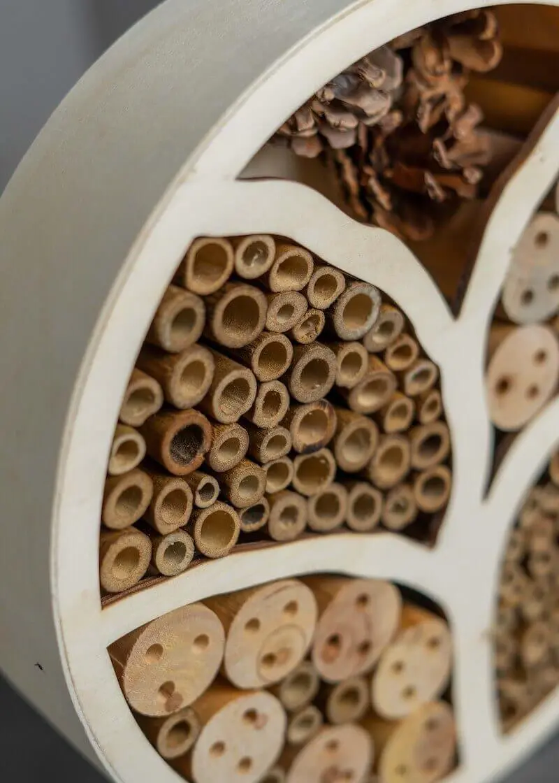 Insektenhotel | Insektenhaus | Bienen-Nisthilfe