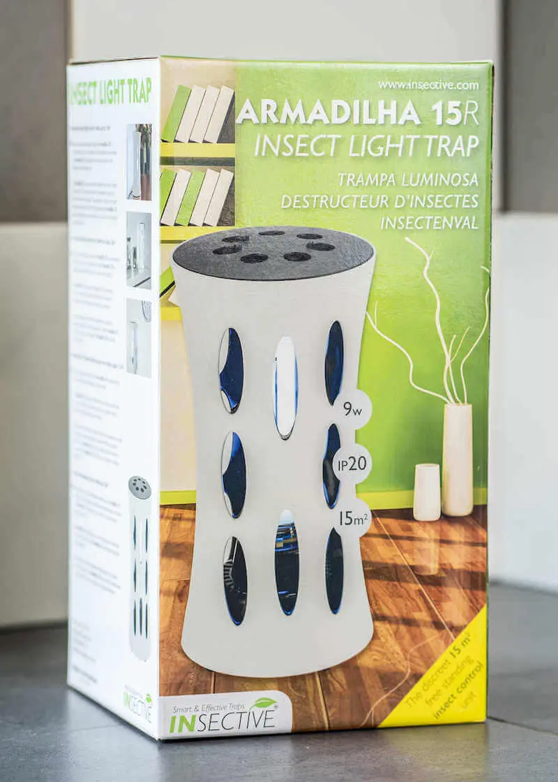 Armadilha_Karton_01 Fliegenfalle | UV-Insektenvernichter | Insektenfalle zum Fangen von Fliegen und Käfern