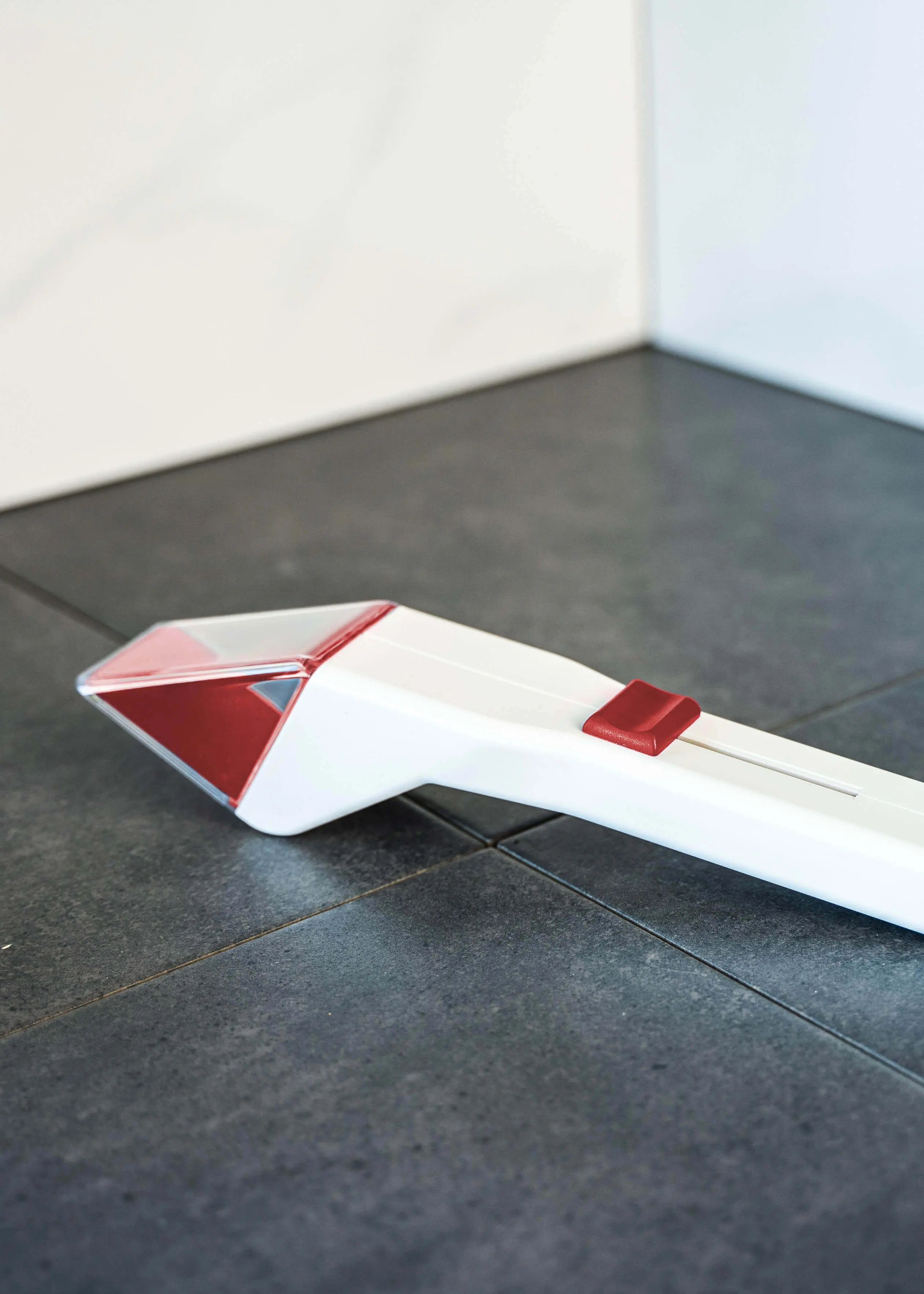 snapy_rot_02 Spinnenfanggerät Insektenfänger Snapy zum Fangen von Spinnen, Motten und Kakerlaken