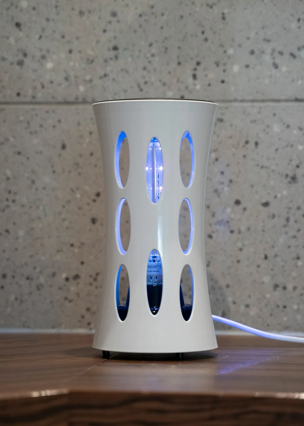 Fliegenfalle | UV-Insektenvernichter | Insektenfalle zum Fangen von Fliegen und Käfern Fliegenfalle | UV-Insektenvernichter | Insektenfalle zum Fangen von Fliegen und Käfern