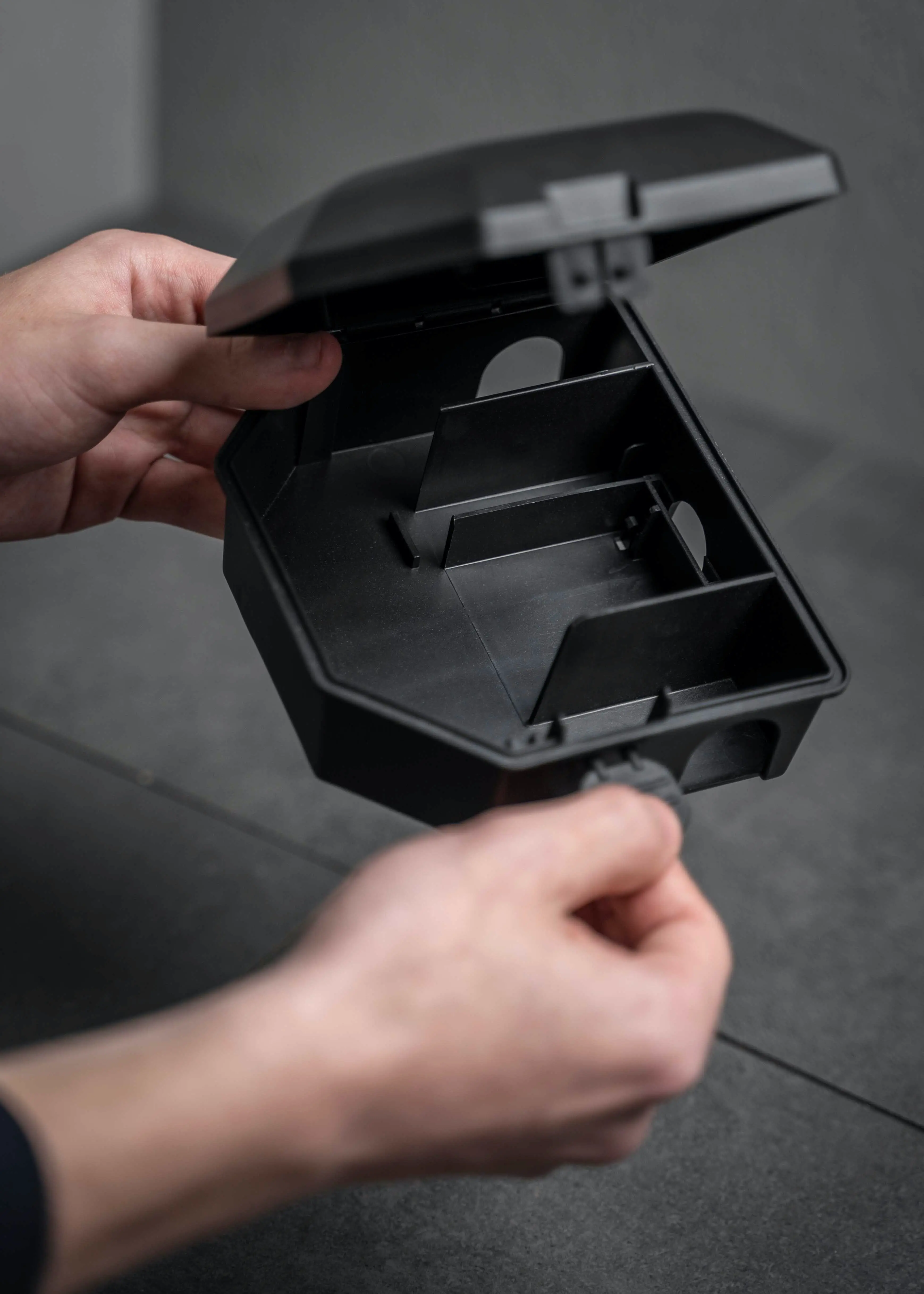 Snapbox_08 Mausefalle Snapbox | Station inkl. Schlagfalle, Schlüssel und giftfreiem Monitor zum Mäuse fangen