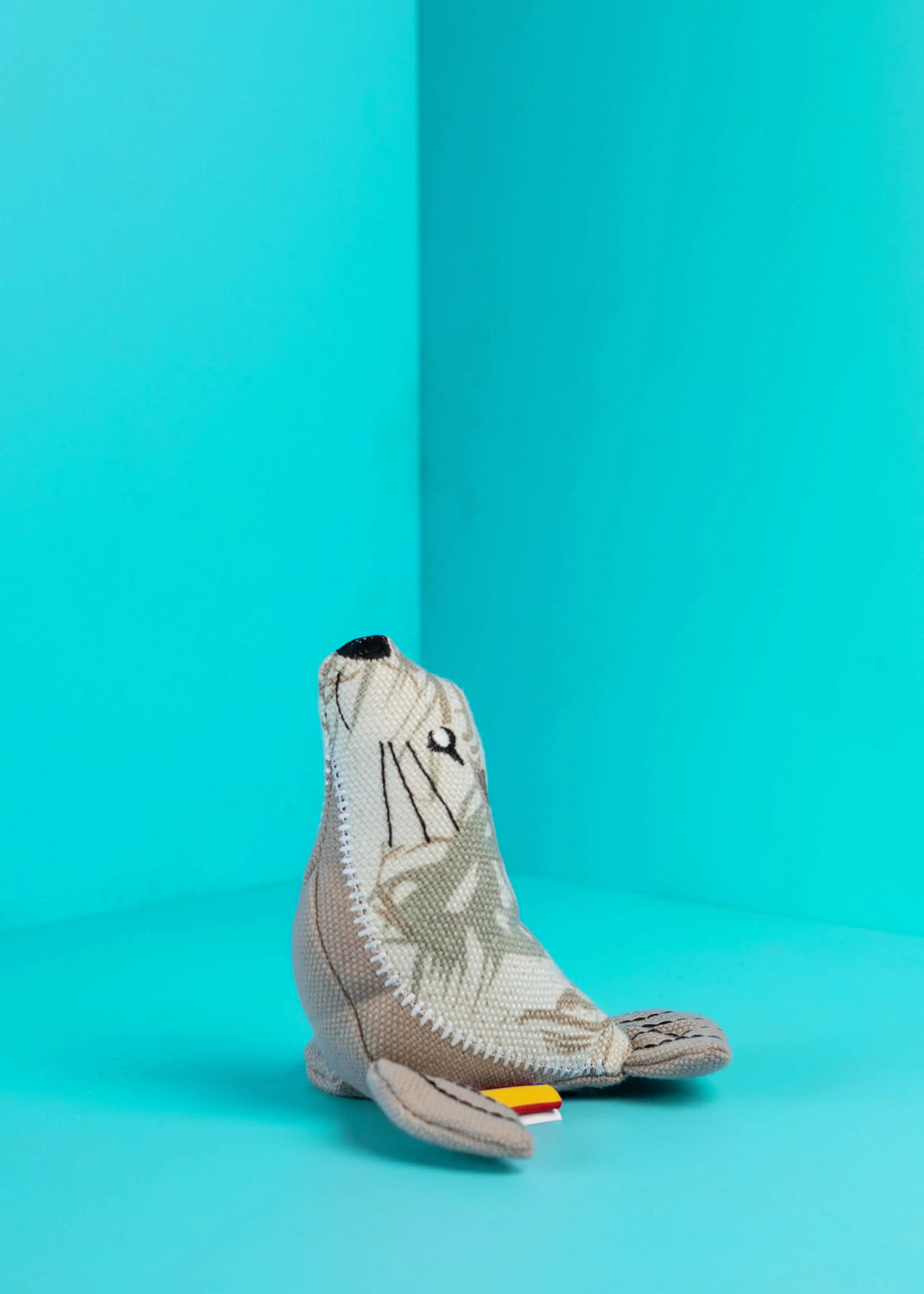 greenhero_hundespielzeug_seeloewe_02 Hundespielzeug Seelöwe